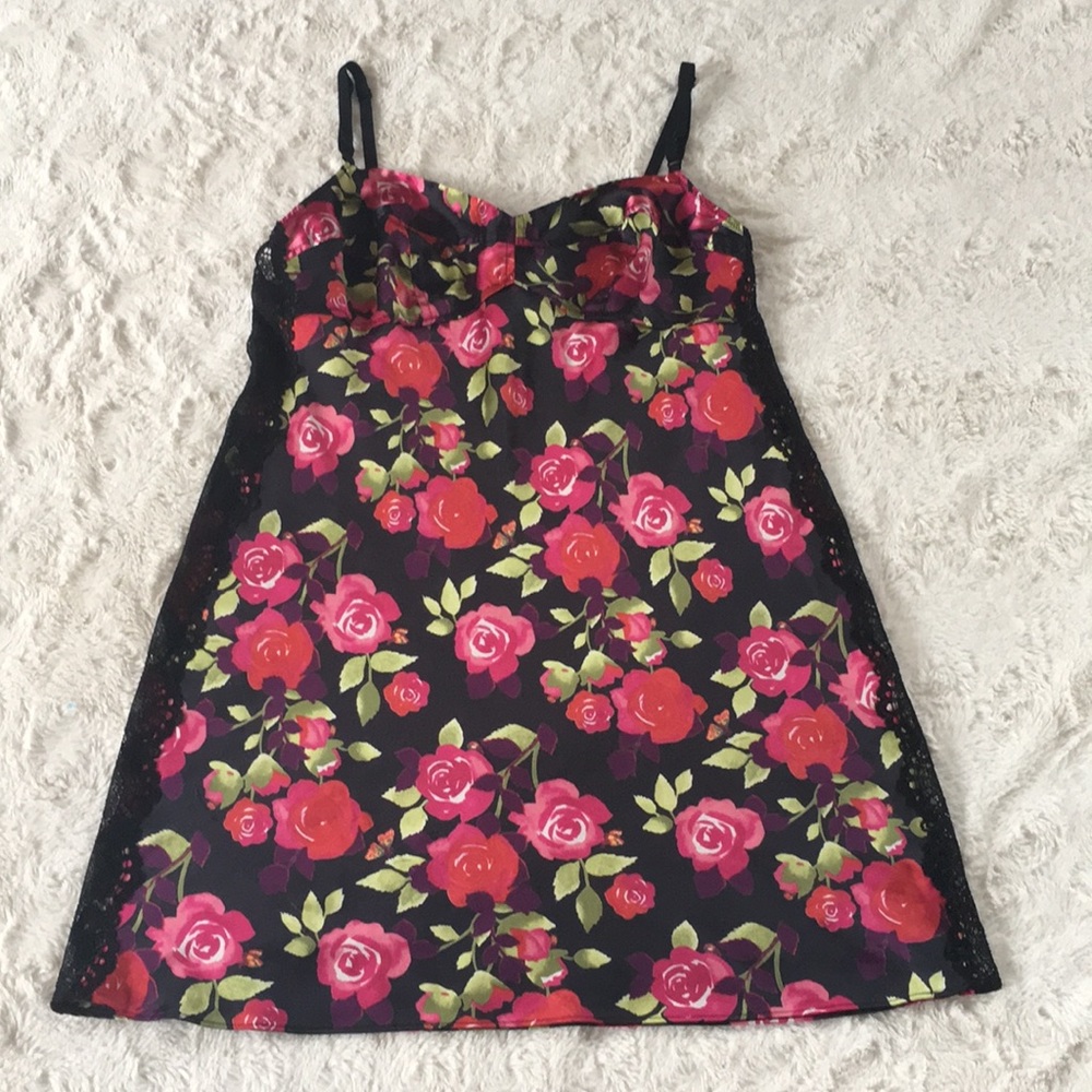 Victoria’s Secret Roses Lace lingerie nightie L